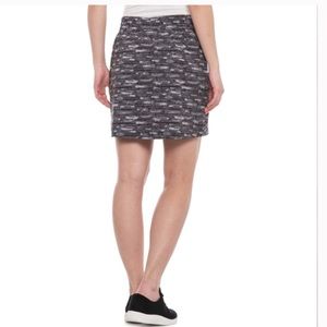 The North Face Ikat Active Out-
door Tech Skort